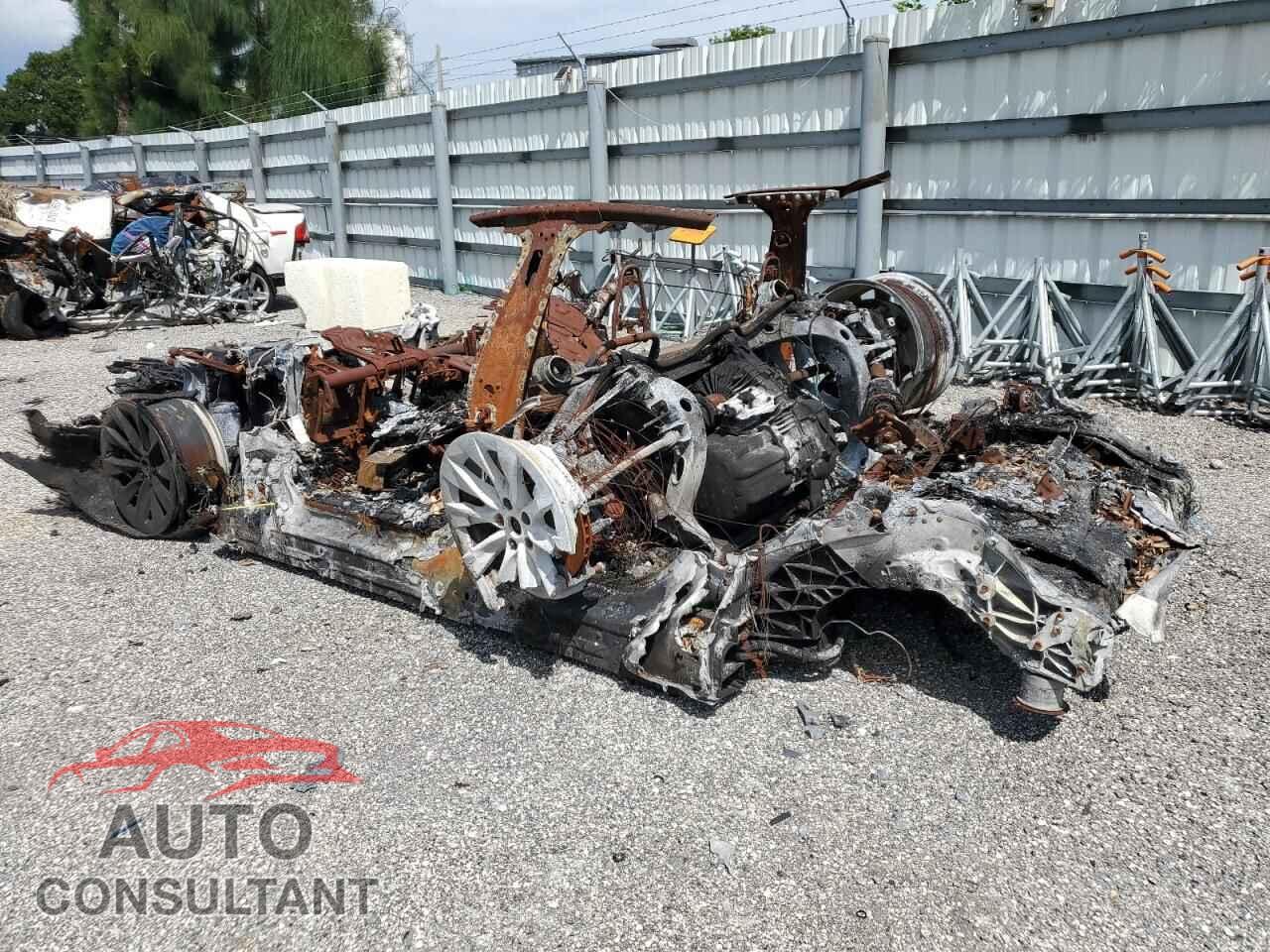 TESLA MODEL S 2018 - 5YJSA1E24JF257736