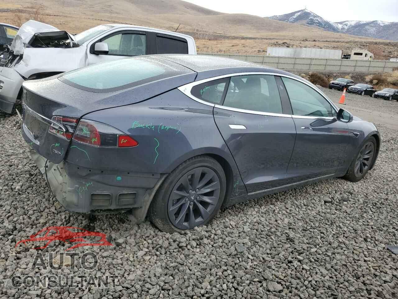 TESLA MODEL S 2018 - 5YJSA1E23JF258358