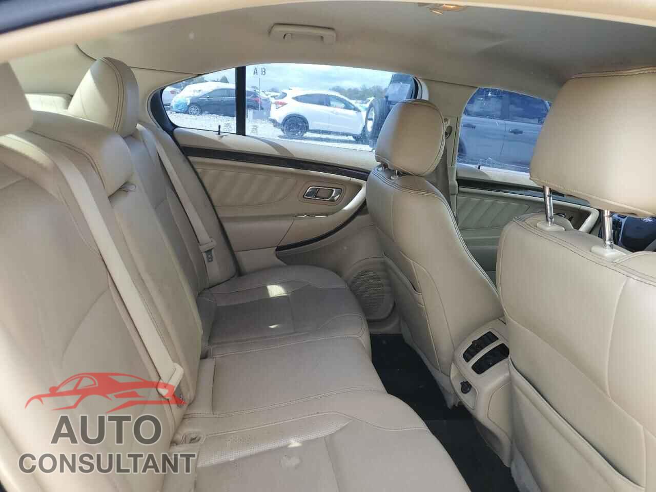 FORD TAURUS 2015 - 1FAHP2F89FG118366