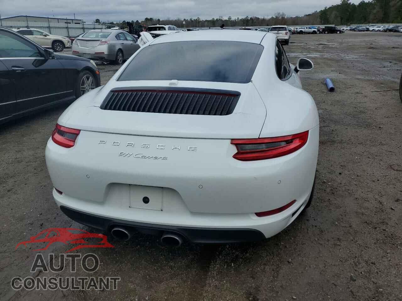 PORSCHE 911 2018 - WP0AA2A94JS106127
