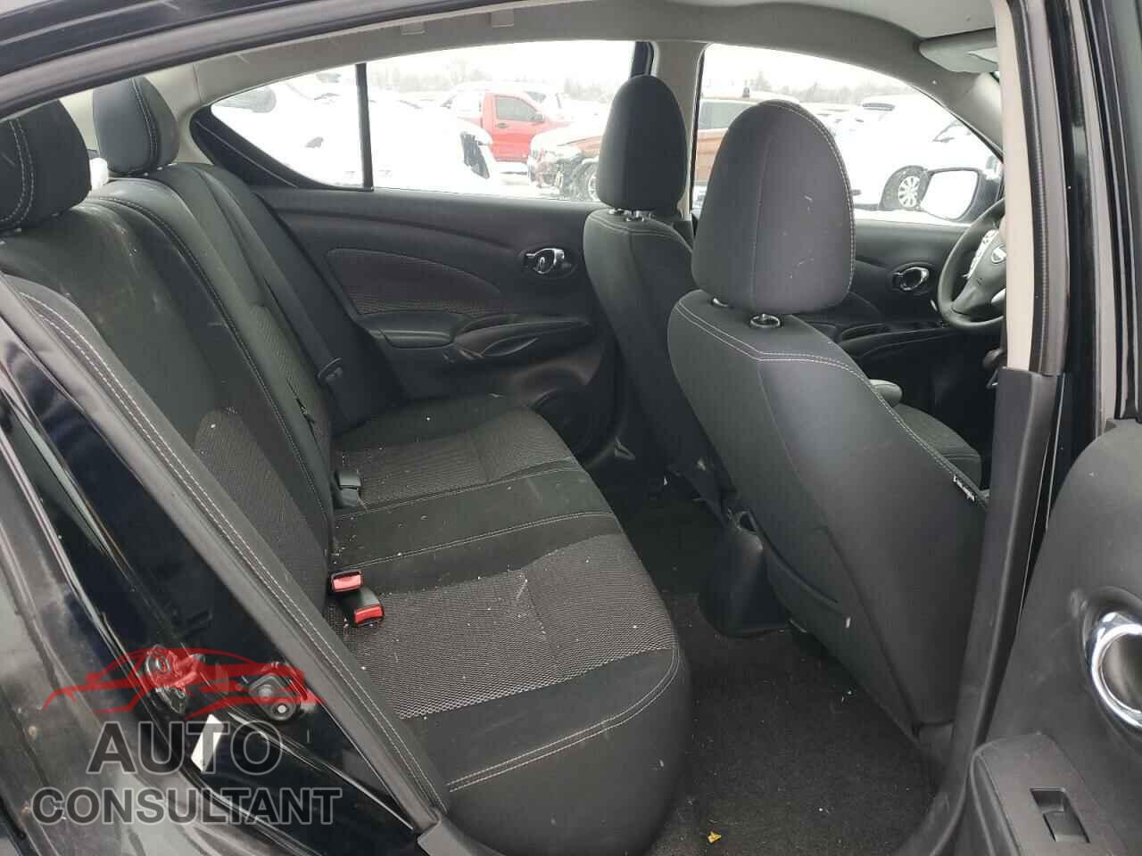 NISSAN VERSA 2017 - 3N1CN7AP7HL856447