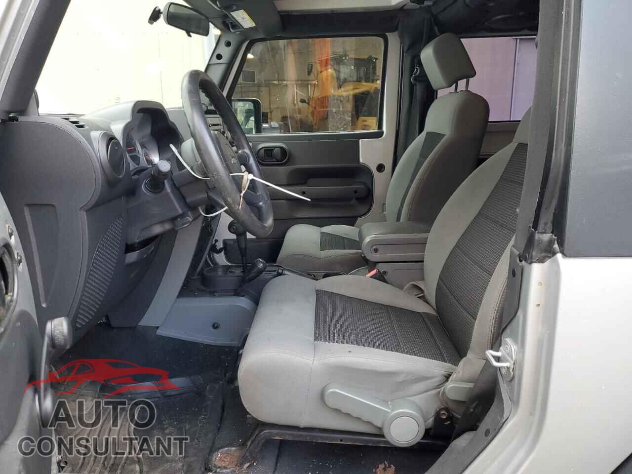 JEEP WRANGLER 2010 - 1J4AA2D12AL112258