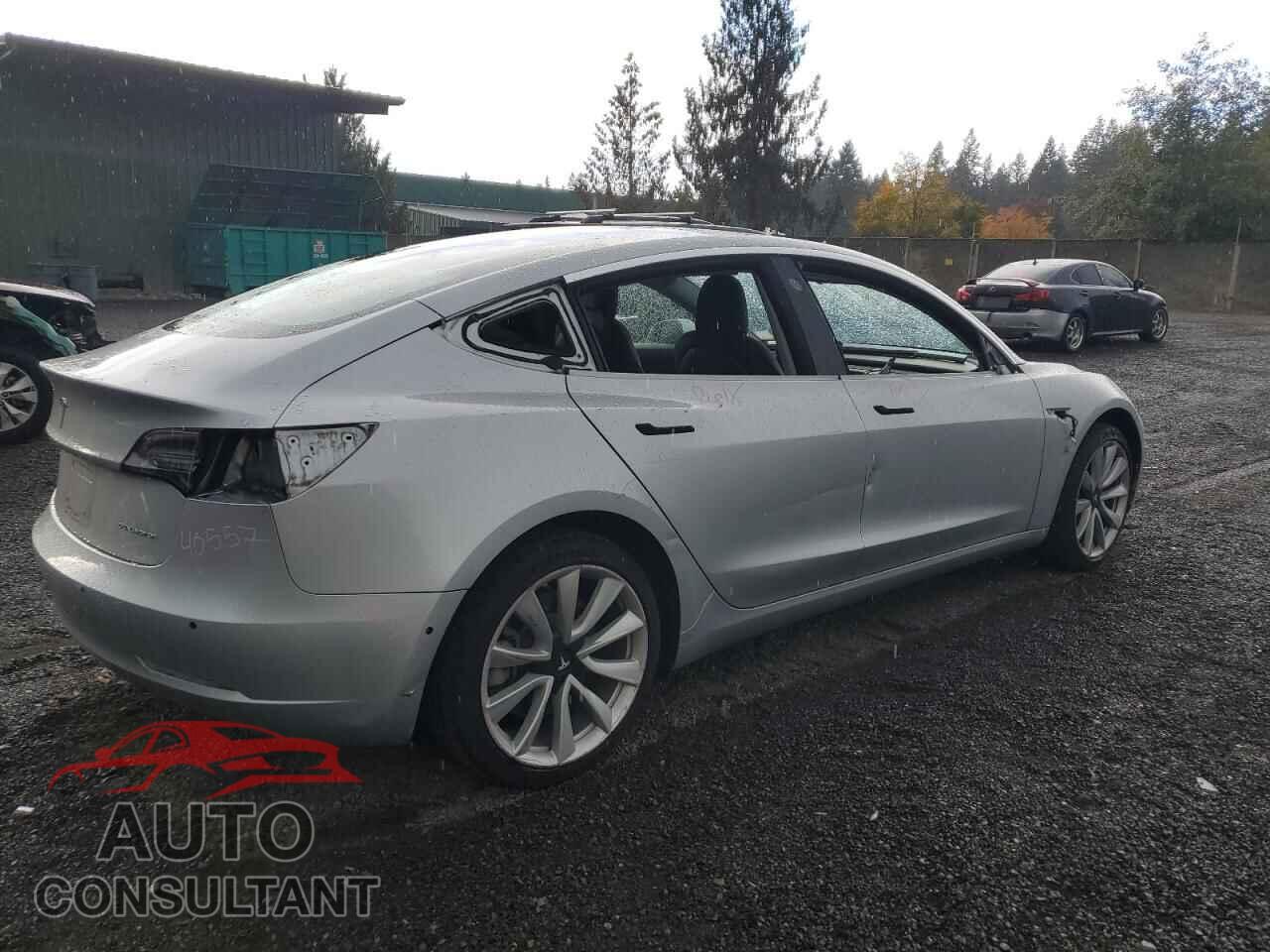TESLA MODEL 3 2018 - 5YJ3E1EB4JF069355