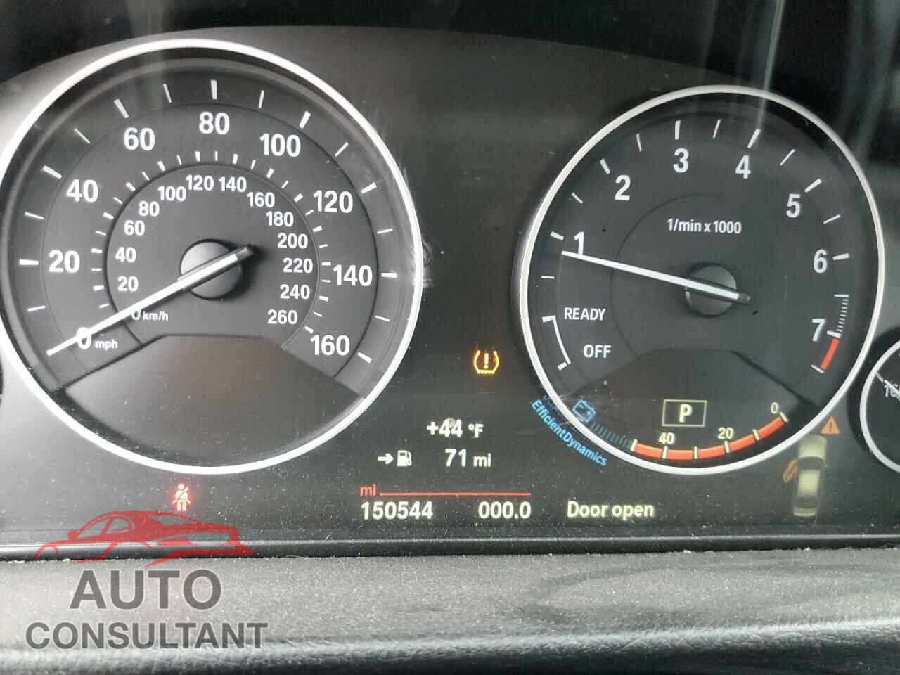 BMW 3 SERIES 2017 - WBA8E5G33HNU45569