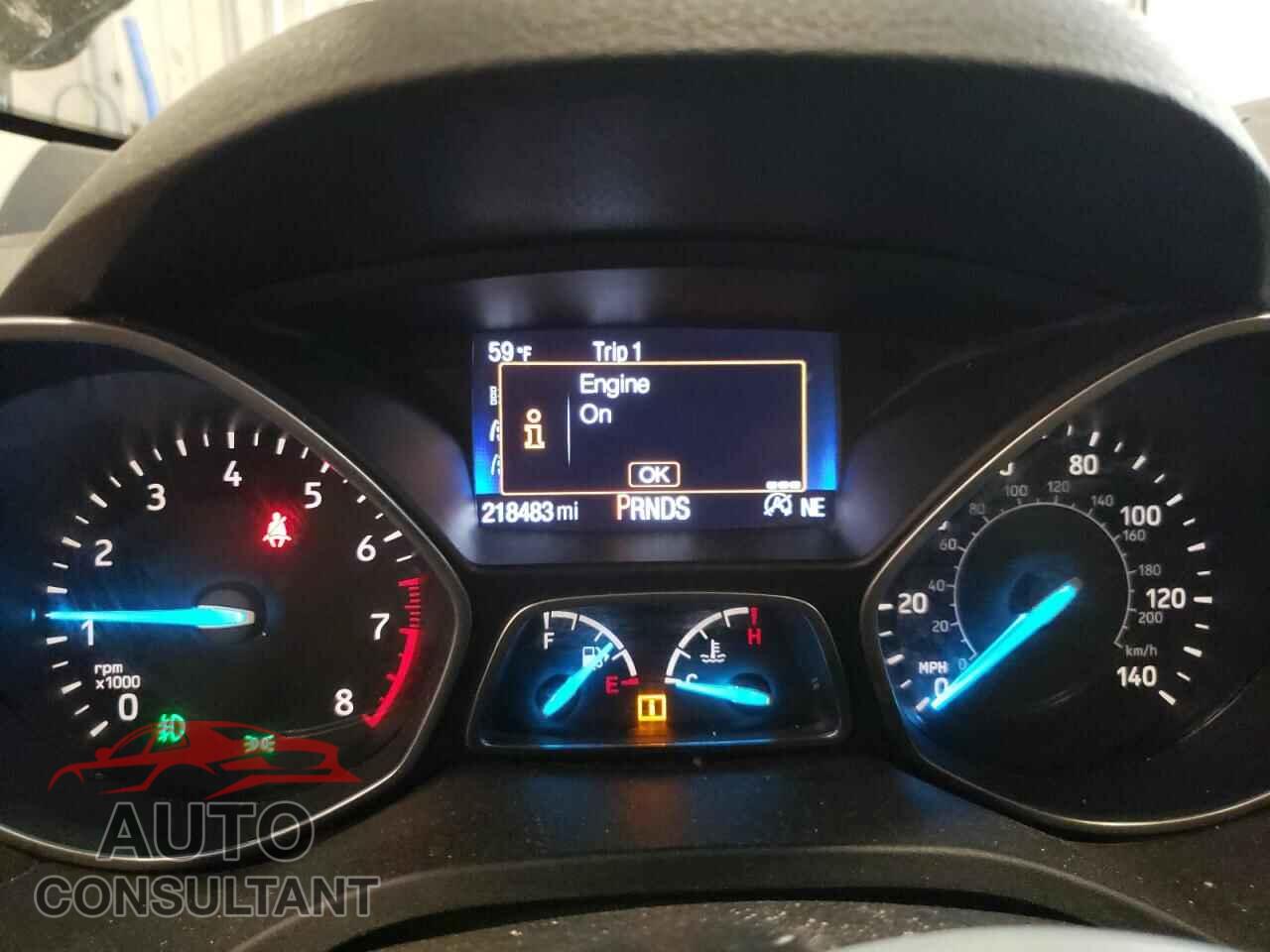 FORD ESCAPE 2017 - 1FMCU9GD4HUC68113