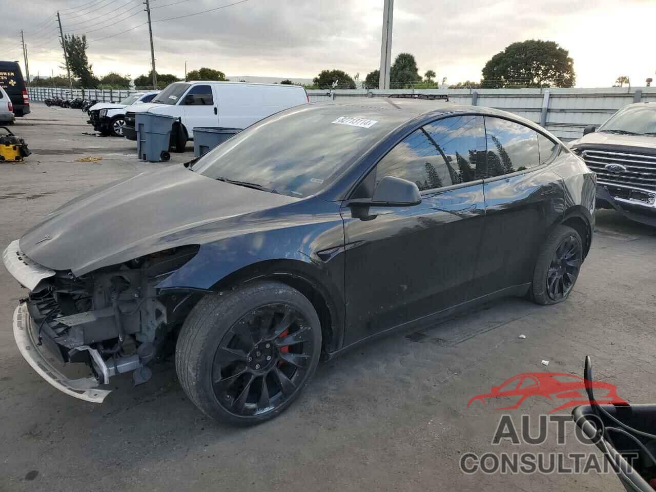 TESLA MODEL Y 2020 - 5YJYGDEE6LF046478