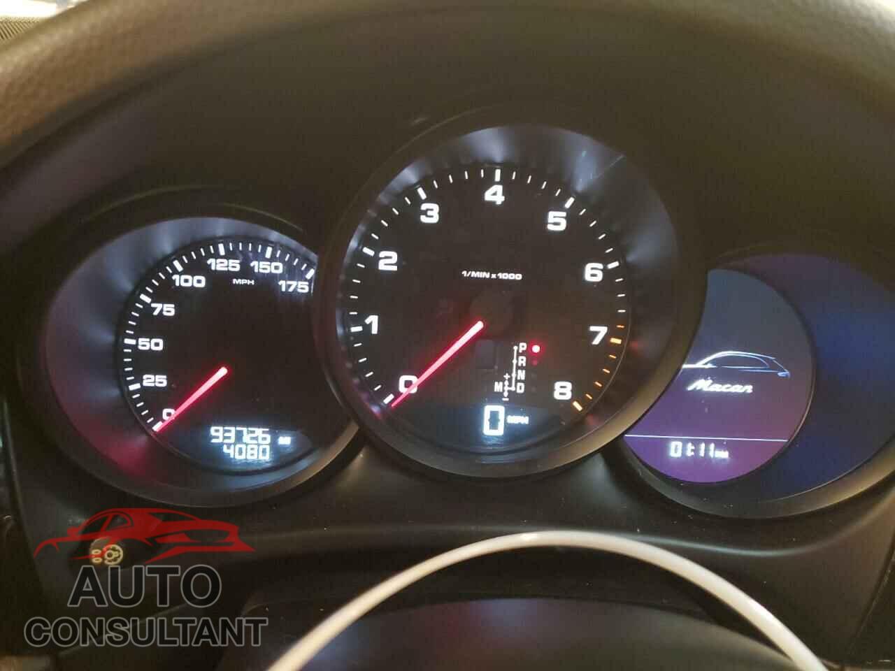 PORSCHE MACAN 2017 - WP1AA2A53HLB00237