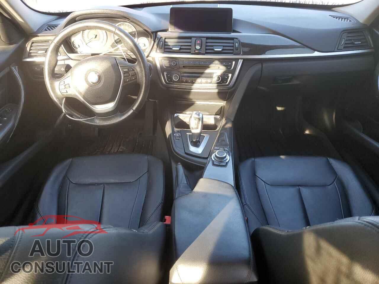 BMW 3 SERIES 2012 - WBA3A5C57CF255807