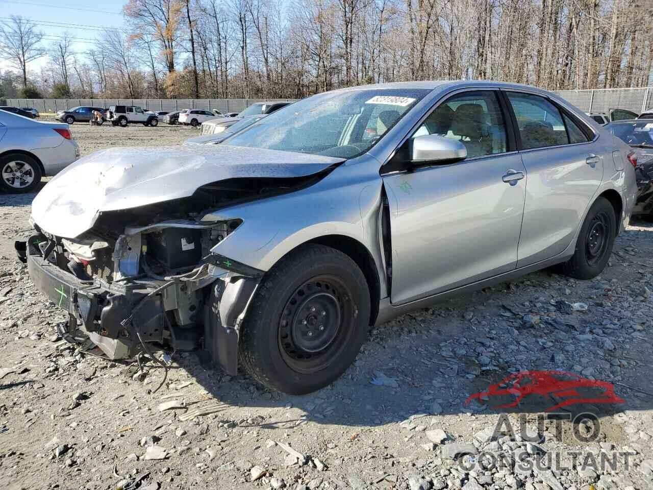 TOYOTA CAMRY 2016 - 4T4BF1FK5GR563507
