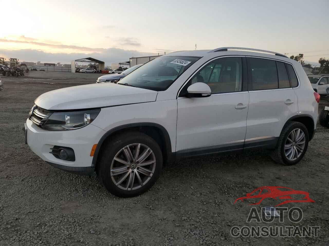 VOLKSWAGEN TIGUAN 2012 - WVGAV7AX7CW556863