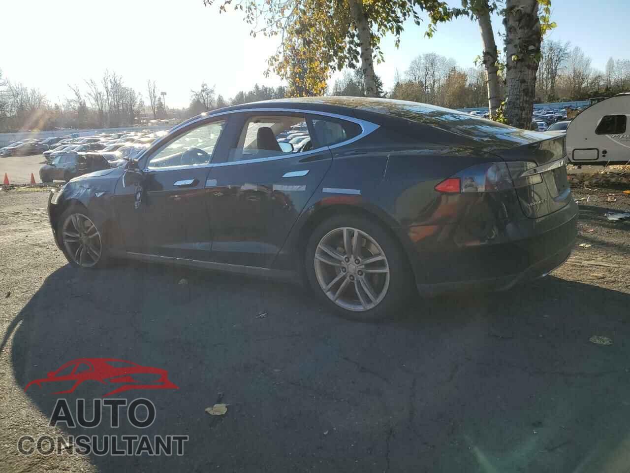 TESLA MODEL S 2014 - 5YJSA1H1XEFP44965