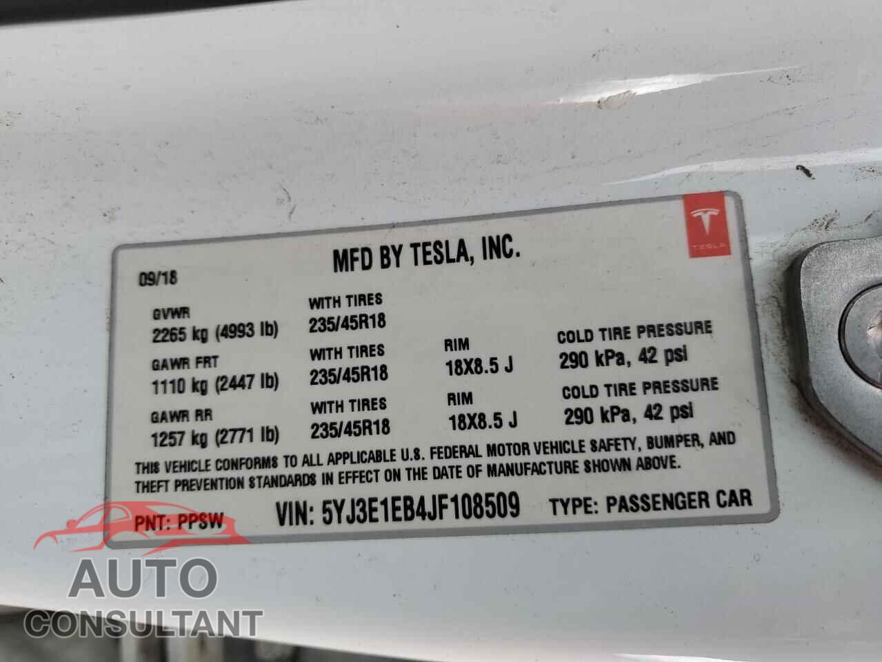TESLA MODEL 3 2018 - 5YJ3E1EB4JF108509