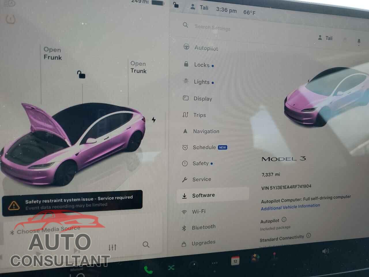 TESLA MODEL 3 2024 - 5YJ3E1EA4RF741904