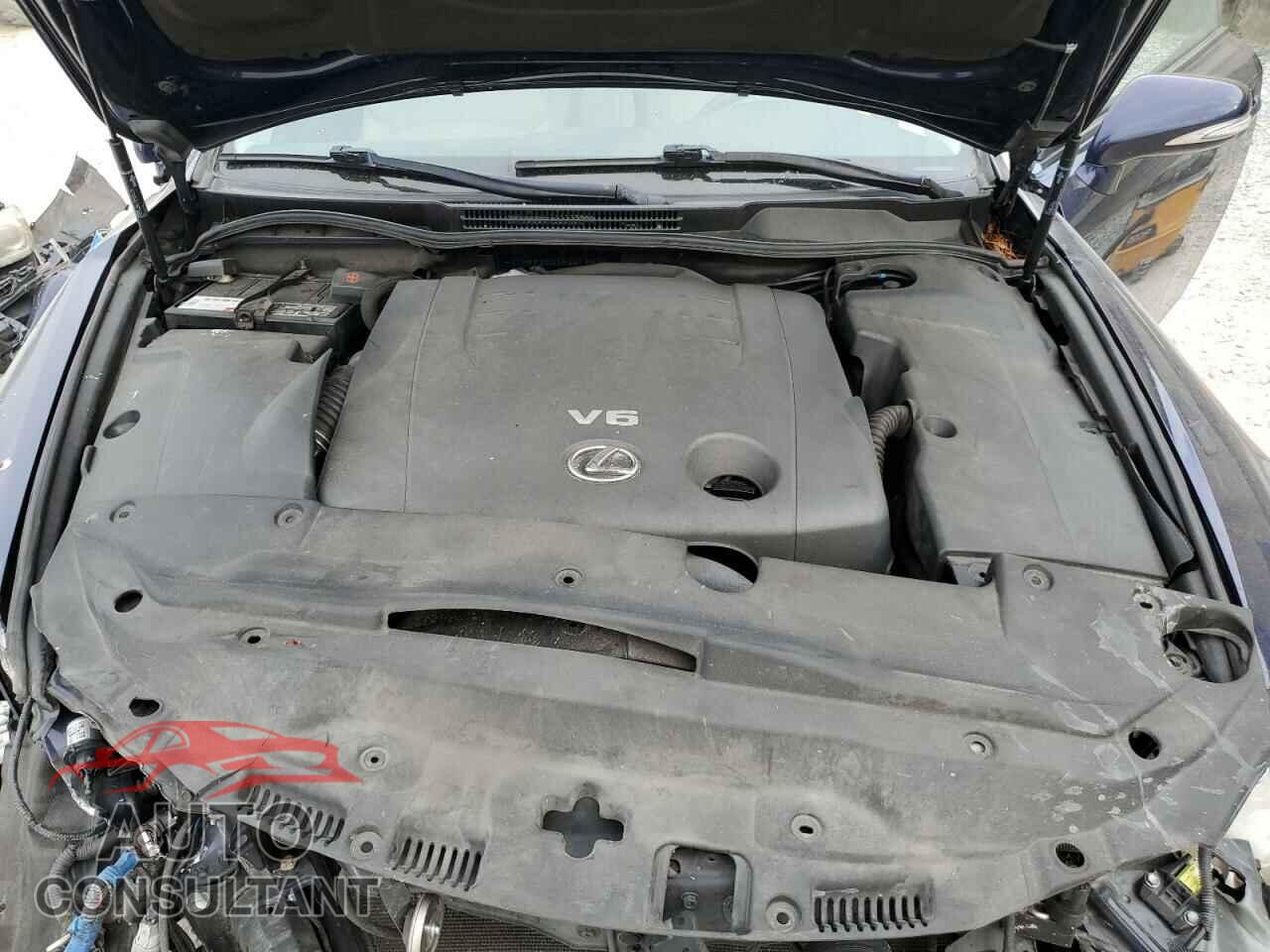 LEXUS IS 2011 - JTHFF2C28B2518574