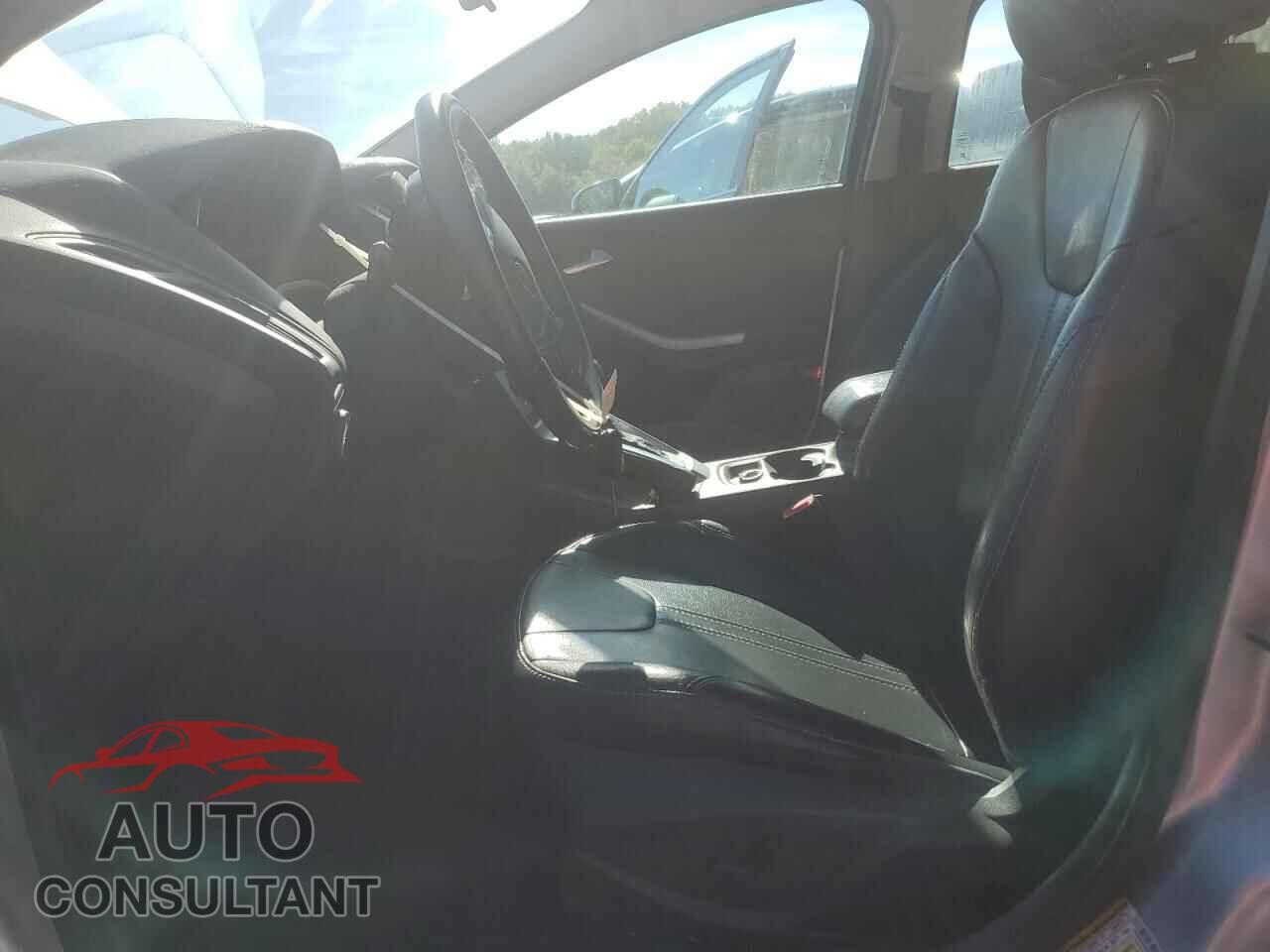 FORD FOCUS 2013 - 1FADP3F26DL320473