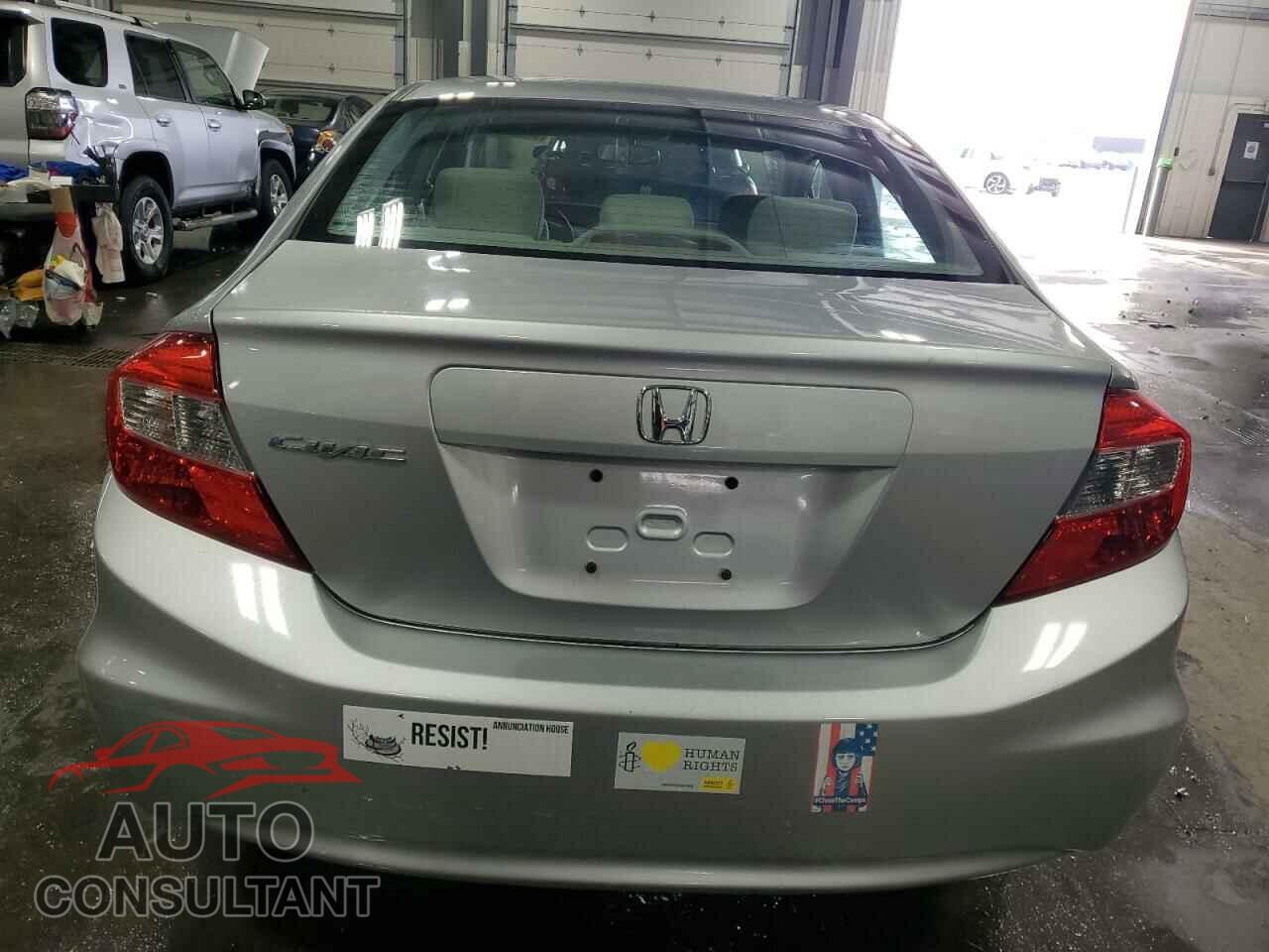HONDA CIVIC 2012 - 19XFB2F56CE094349