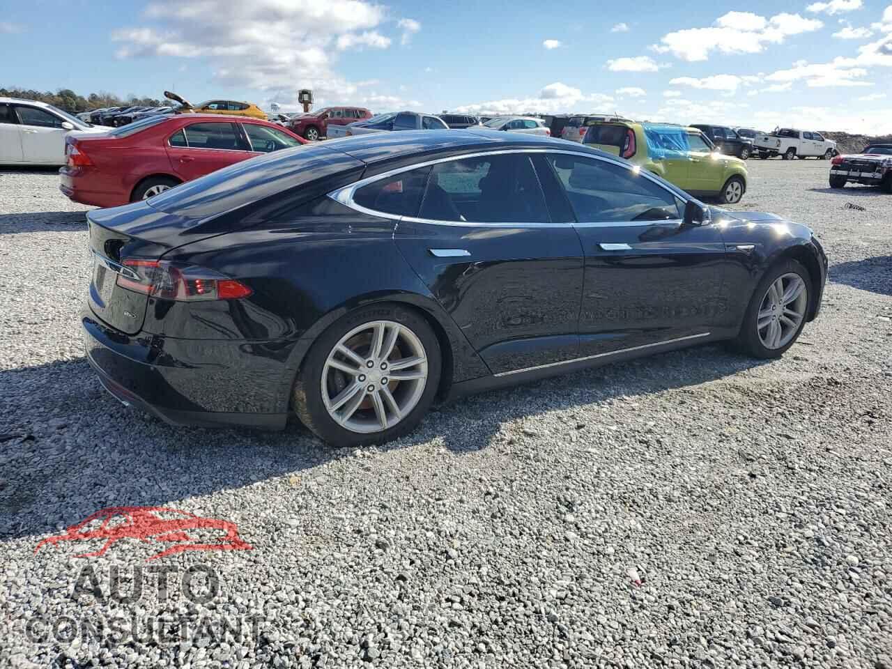 TESLA MODEL S 2015 - 5YJSA1E29FF104325