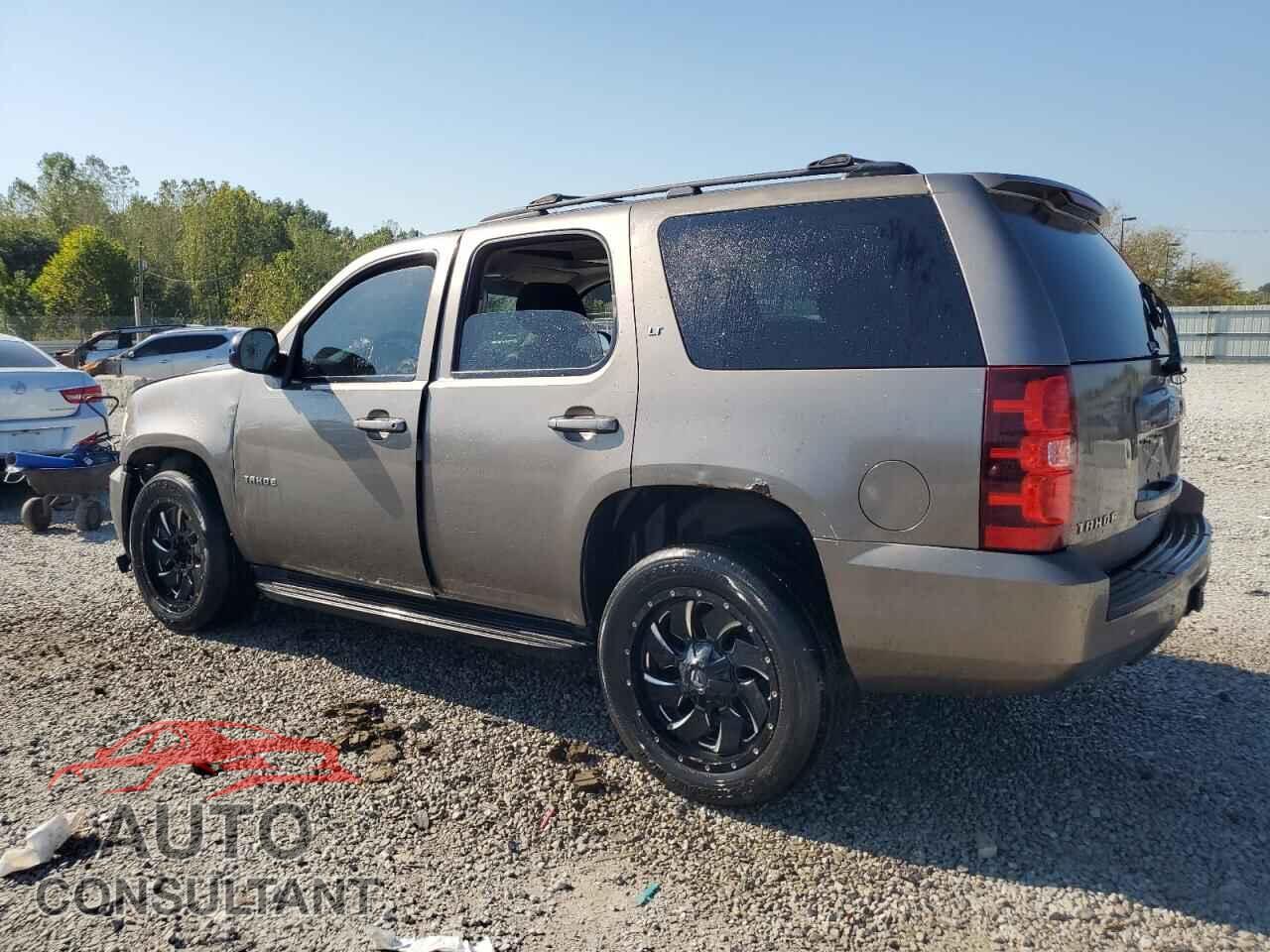 CHEVROLET TAHOE 2011 - 1GNSKBE06BR120639