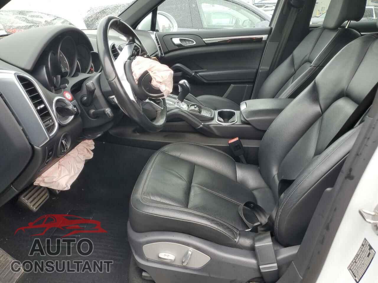 PORSCHE CAYENNE 2015 - WP1AB2A22FLA56599