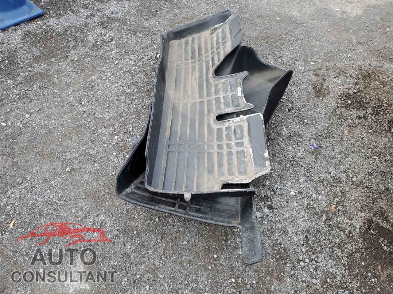 TESLA MODEL 3 2018 - 5YJ3E1EA2JF095735