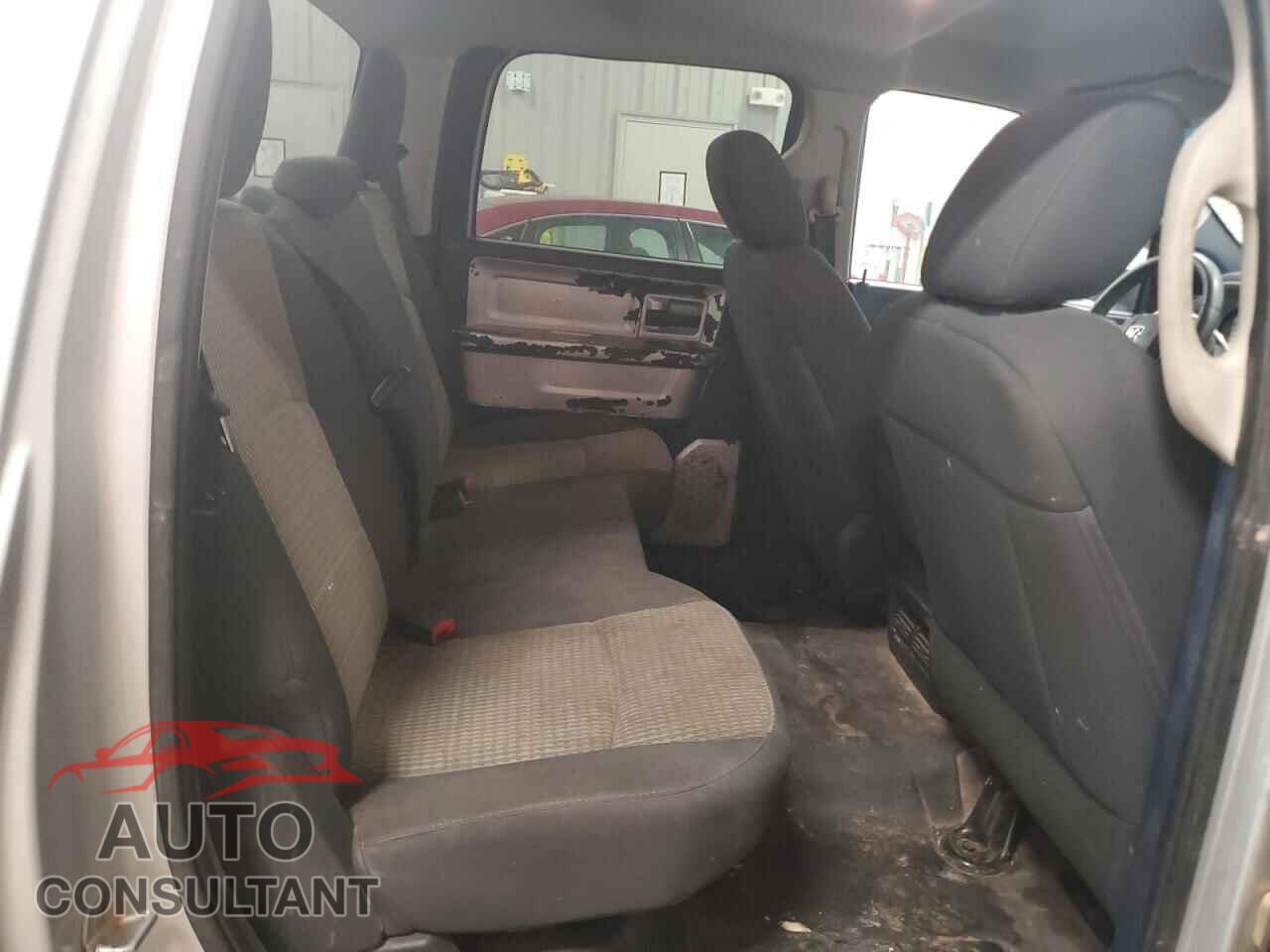 DODGE RAM 1500 2012 - 1C6RD7KP4CS275918