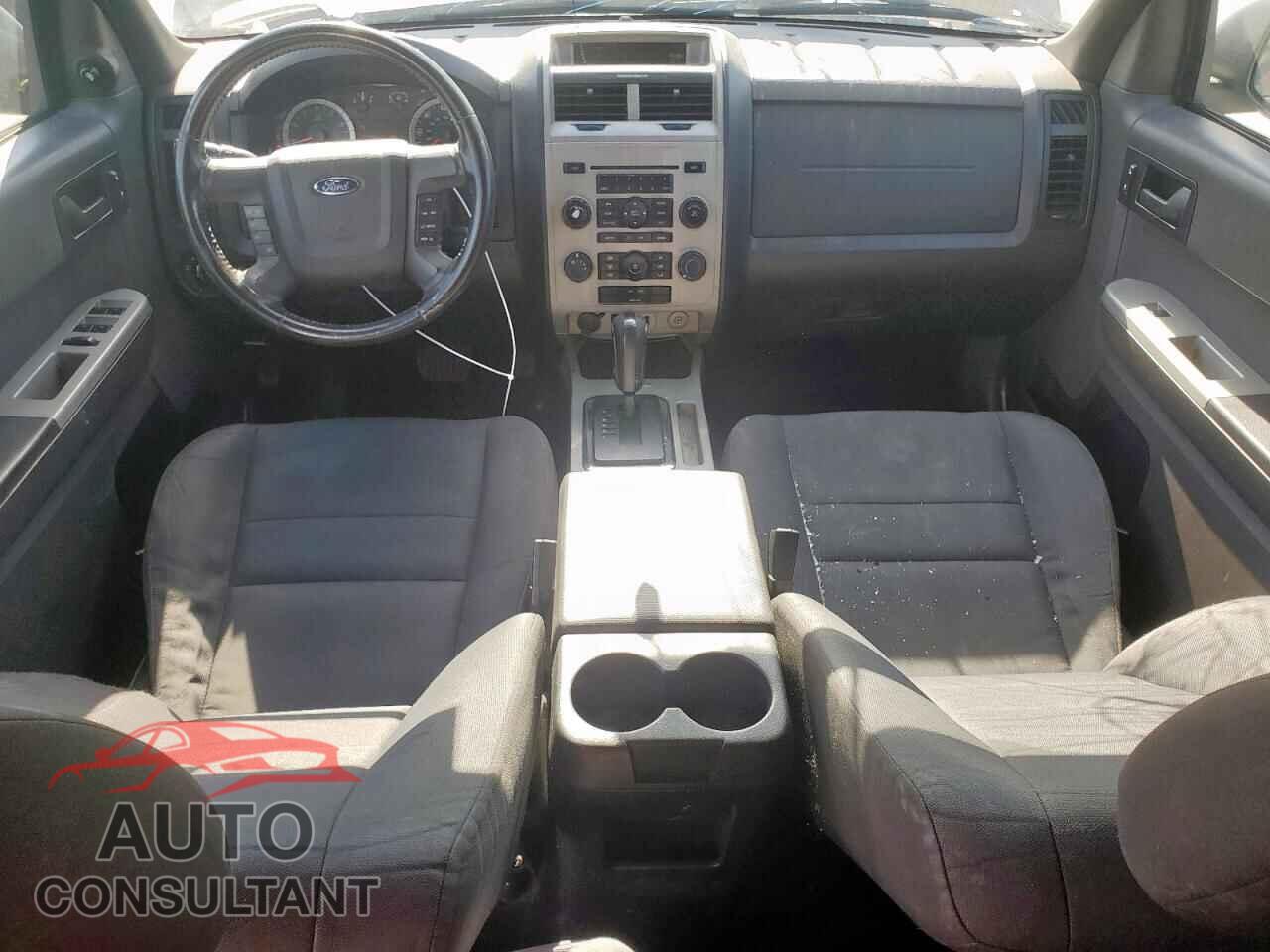 FORD ESCAPE 2011 - 1FMCU0DG0BKC70616