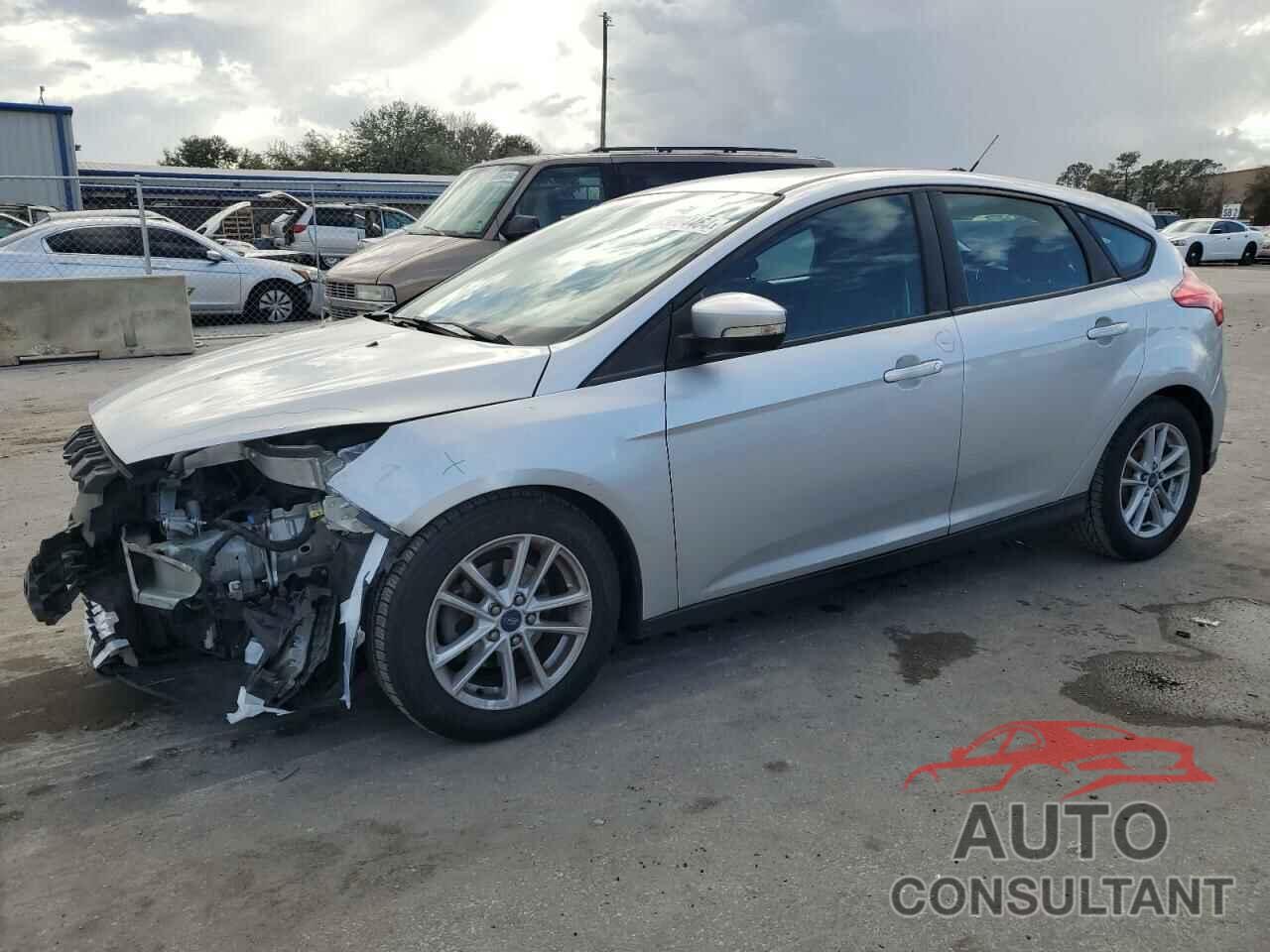 FORD FOCUS 2015 - 1FADP3K27FL222965