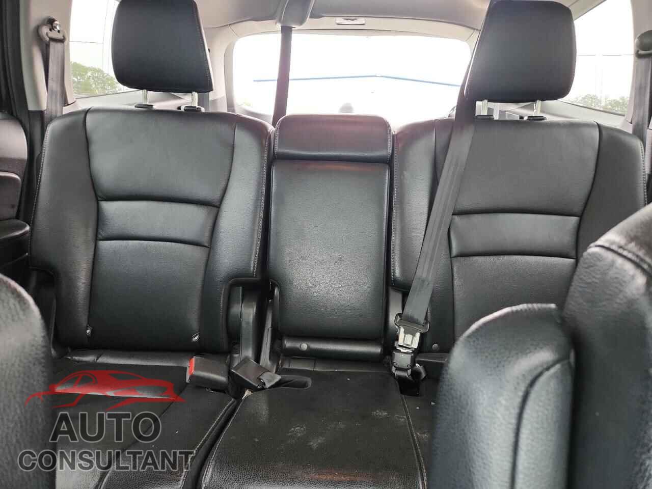 HONDA PILOT 2016 - 5FNYF6H92GB082235