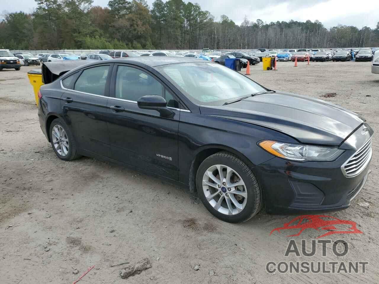 FORD FUSION 2019 - 3FA6P0LU2KR138846