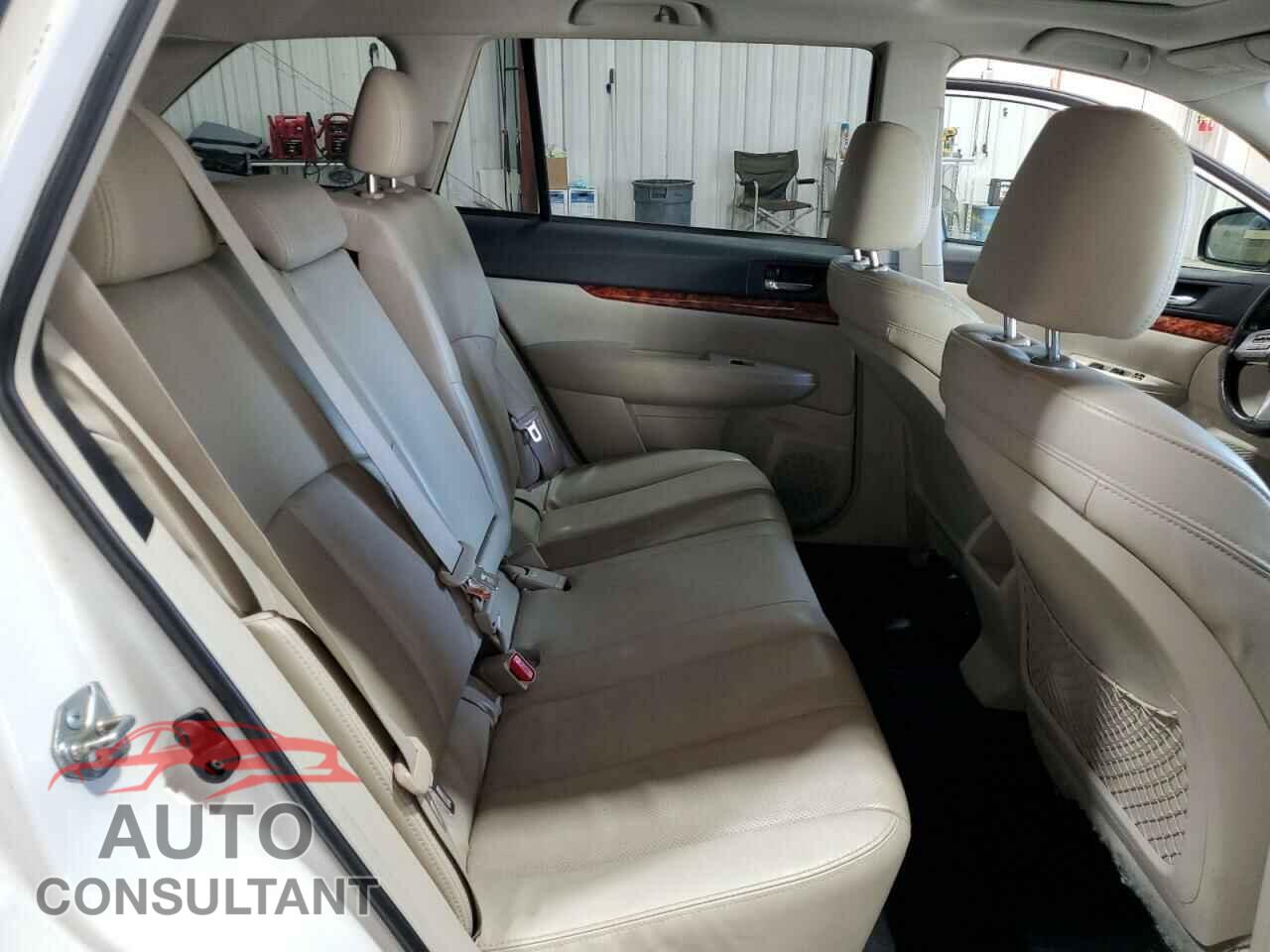 SUBARU OUTBACK 2011 - 4S4BRDLC8B2371311
