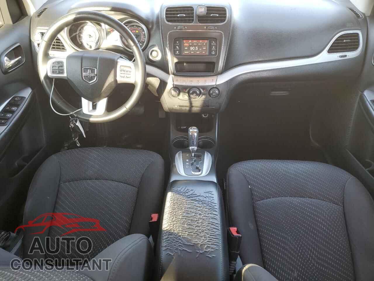DODGE JOURNEY 2015 - 3C4PDCAB9FT756345