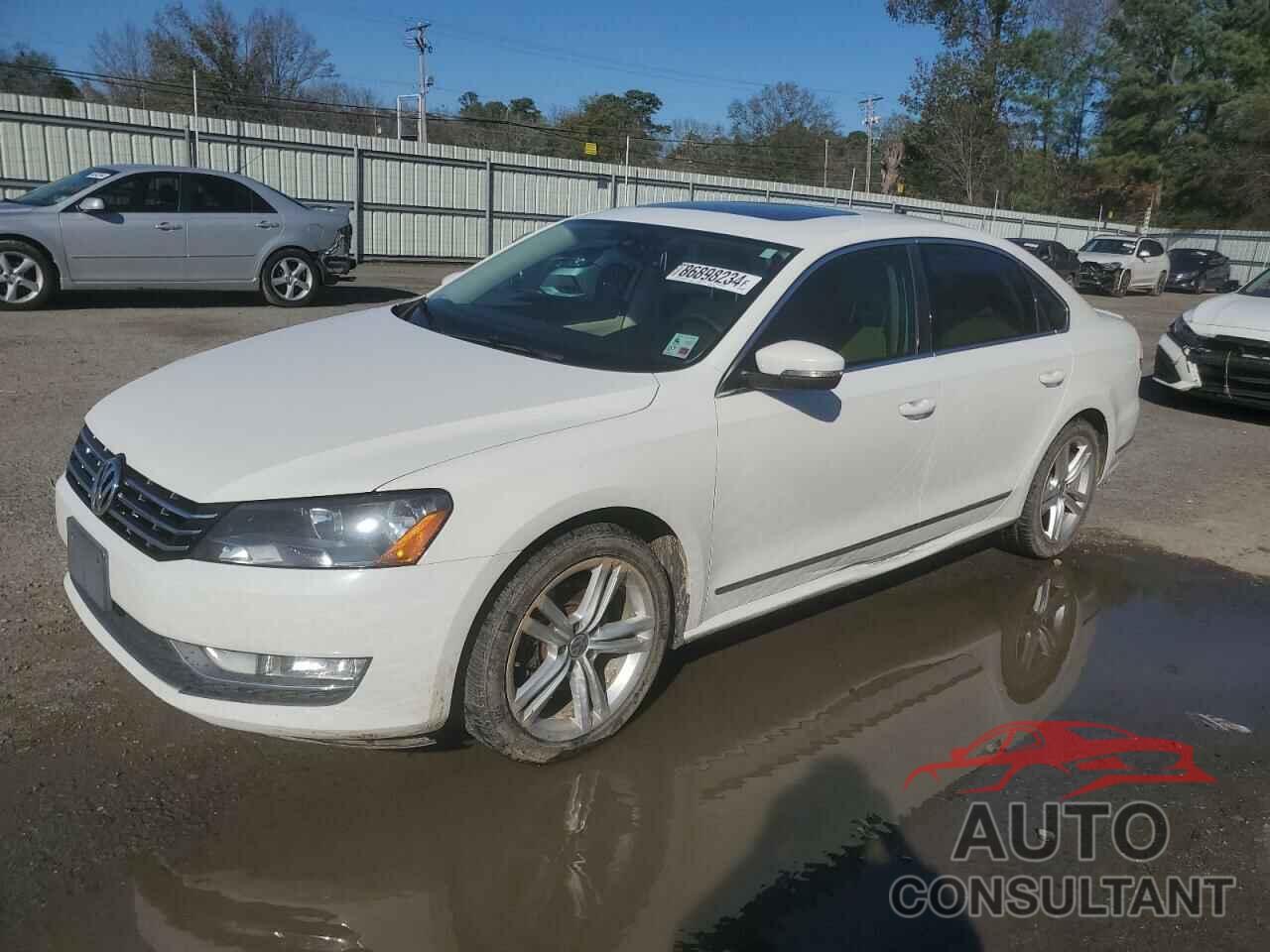 VOLKSWAGEN PASSAT 2013 - 1VWCN7A35DC146170