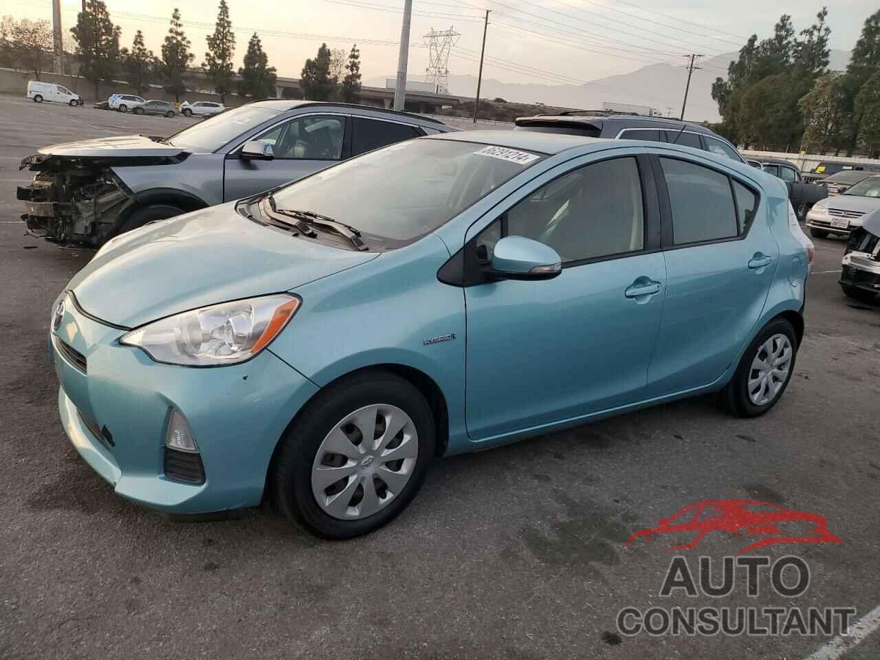 TOYOTA PRIUS 2012 - JTDKDTB35C1011872