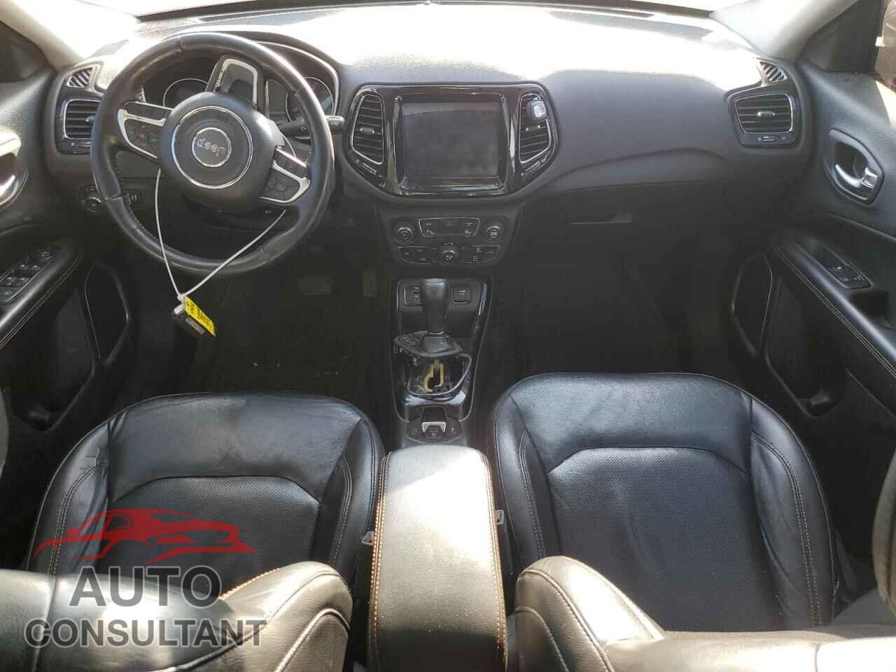 JEEP COMPASS 2018 - 3C4NJCCB5JT327676