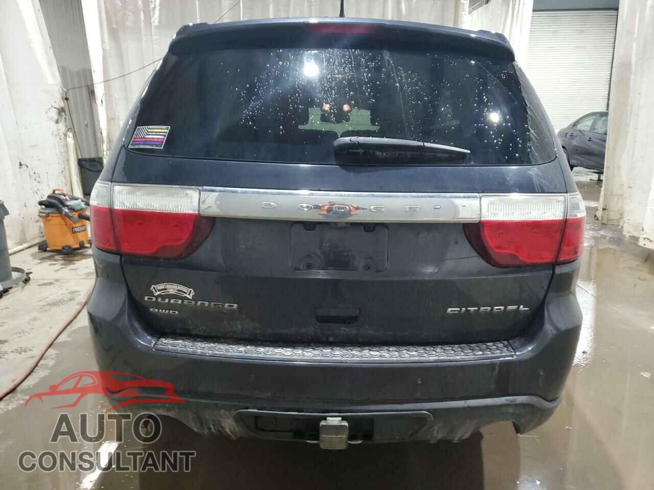DODGE DURANGO 2013 - 1C4SDJET8DC675444