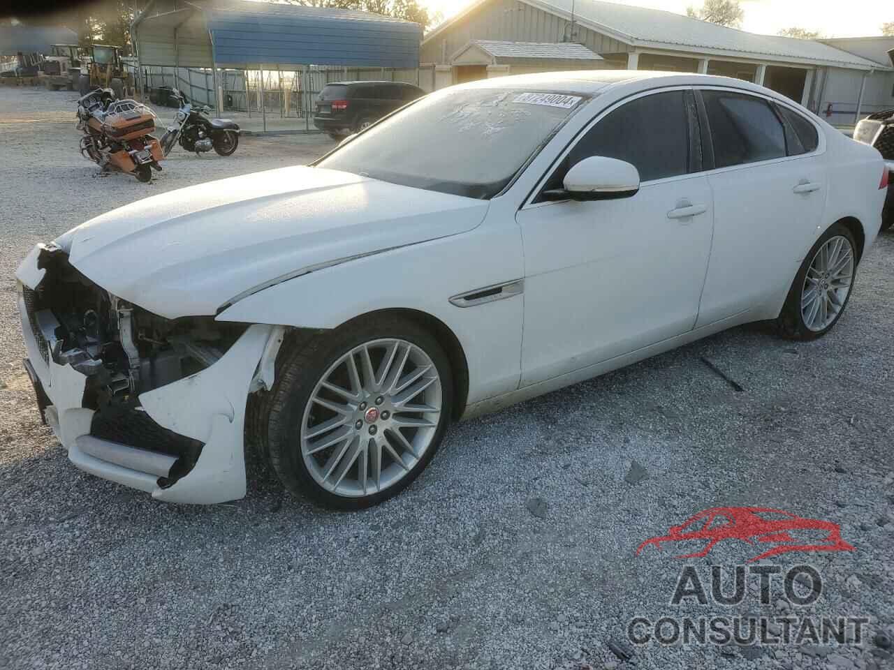 JAGUAR XF 2017 - SAJBE4BN3HCY46435