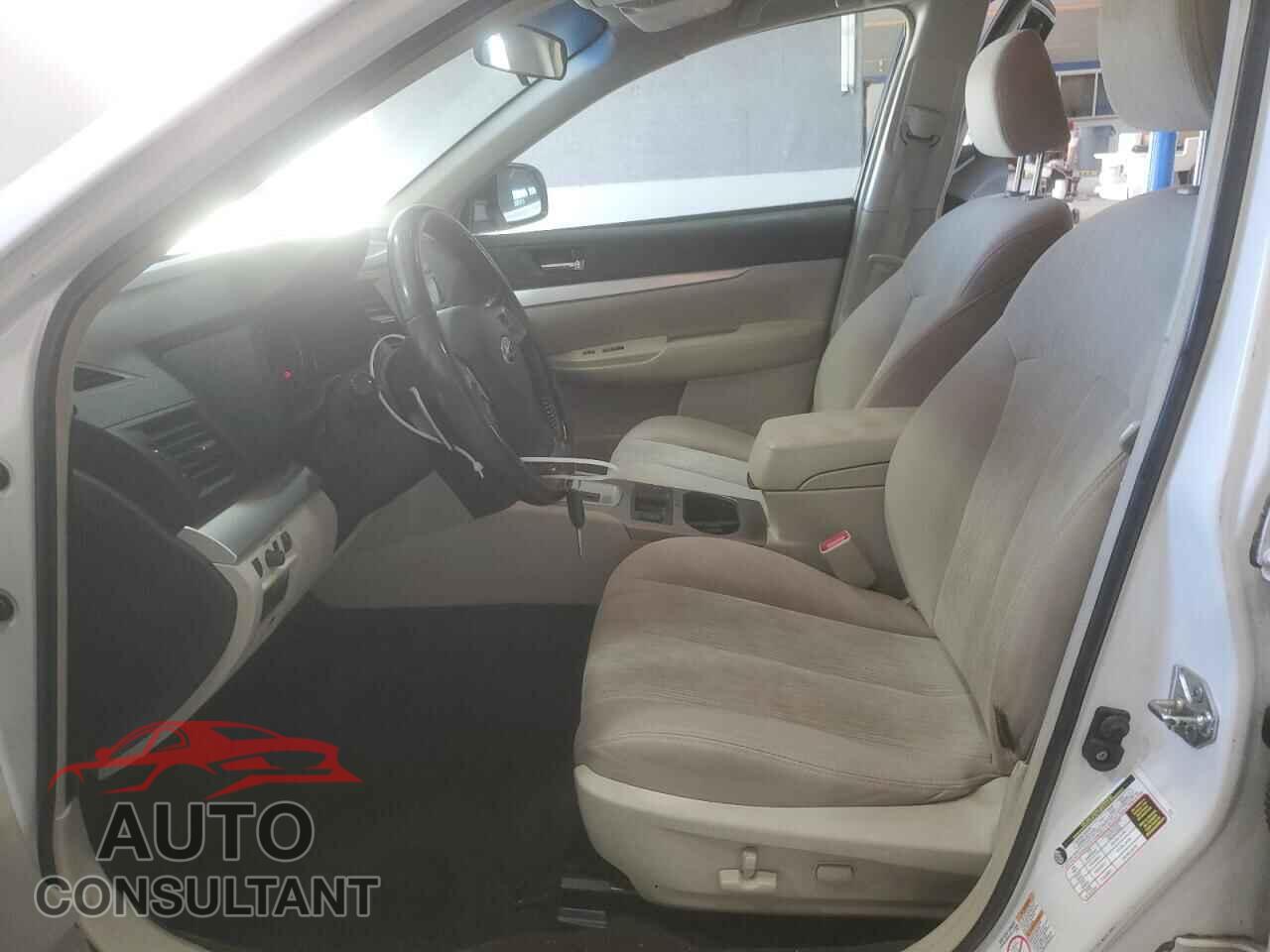 SUBARU OUTBACK 2013 - 4S4BRCCC7D3282112