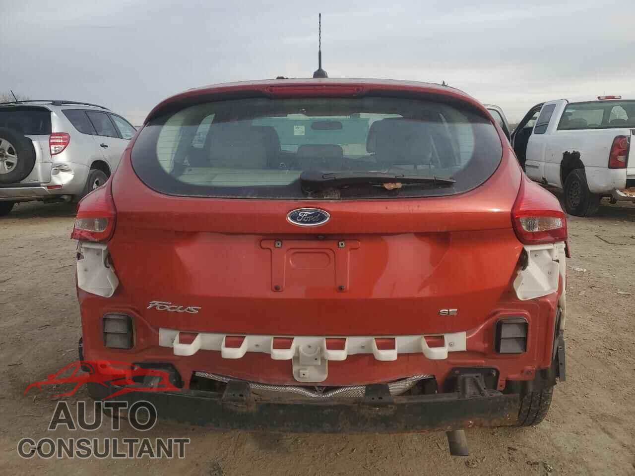 FORD FOCUS 2018 - 1FADP3K22JL252996