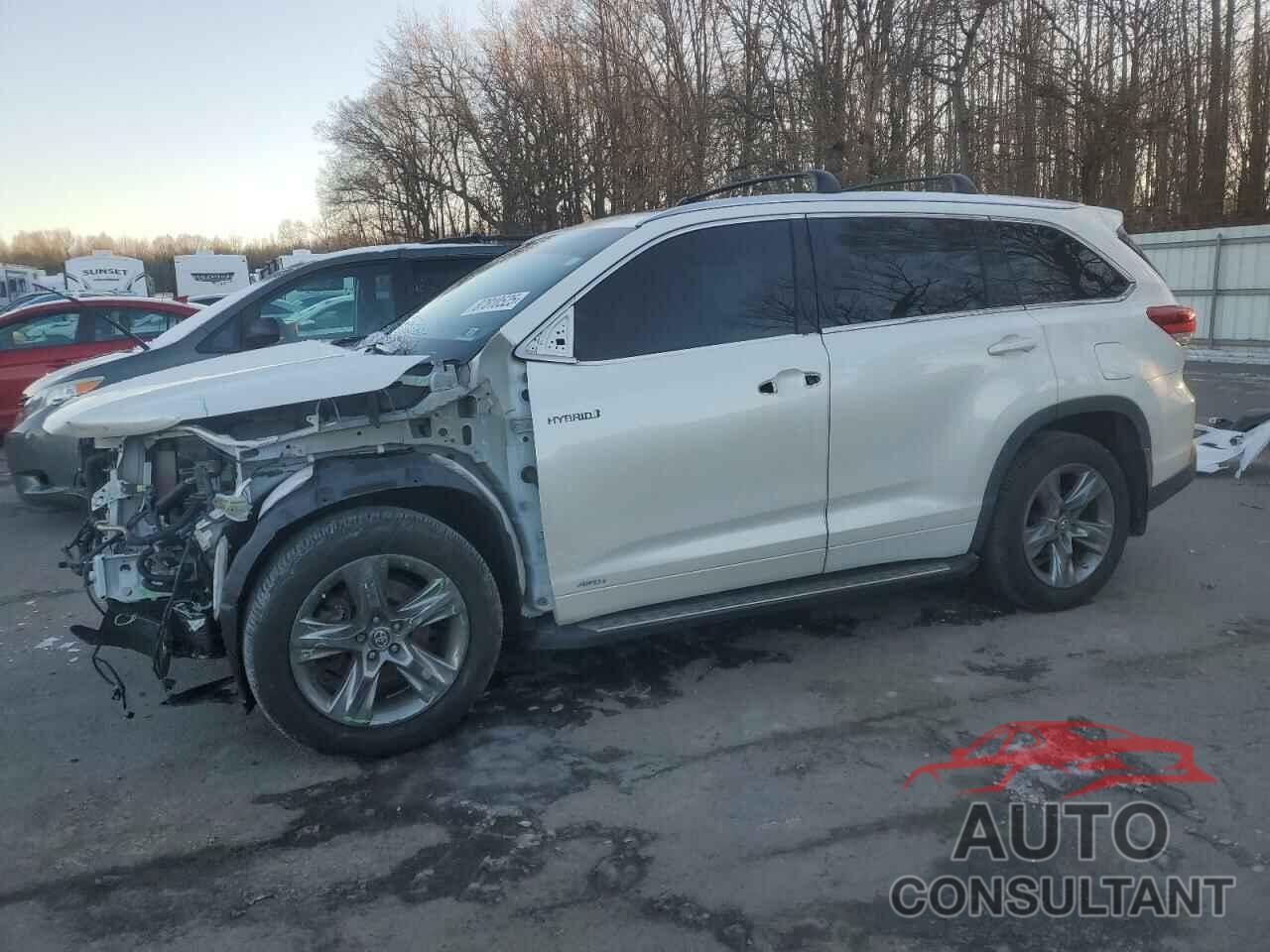 TOYOTA HIGHLANDER 2019 - 5TDDGRFH0KS061671