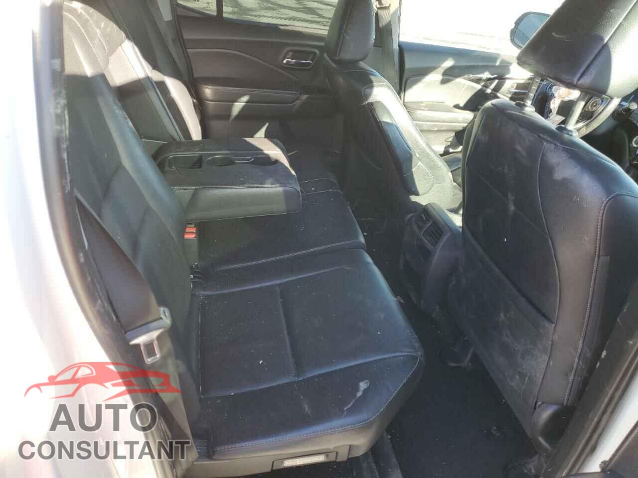 HONDA RIDGELINE 2019 - 5FPYK3F73KB005448