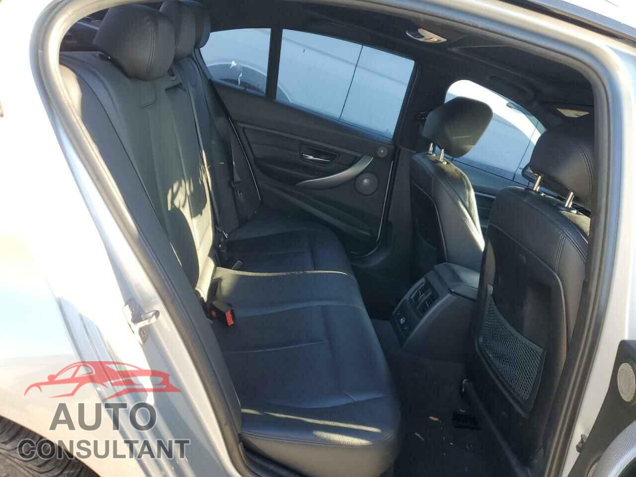 BMW 3 SERIES 2013 - WBA3B9C57DF586361