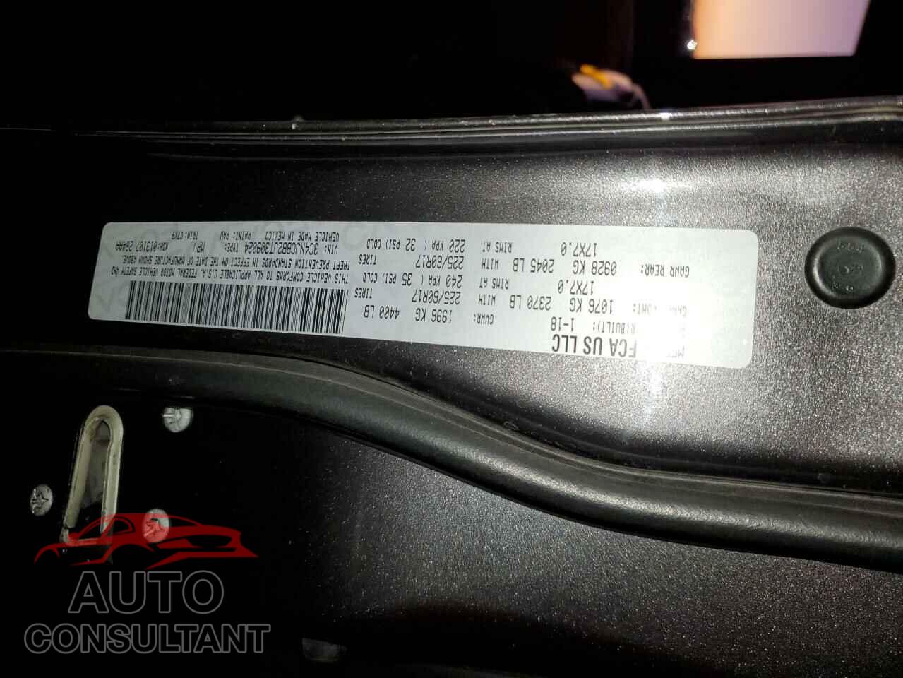 JEEP COMPASS 2018 - 3C4NJCBB2JT309024