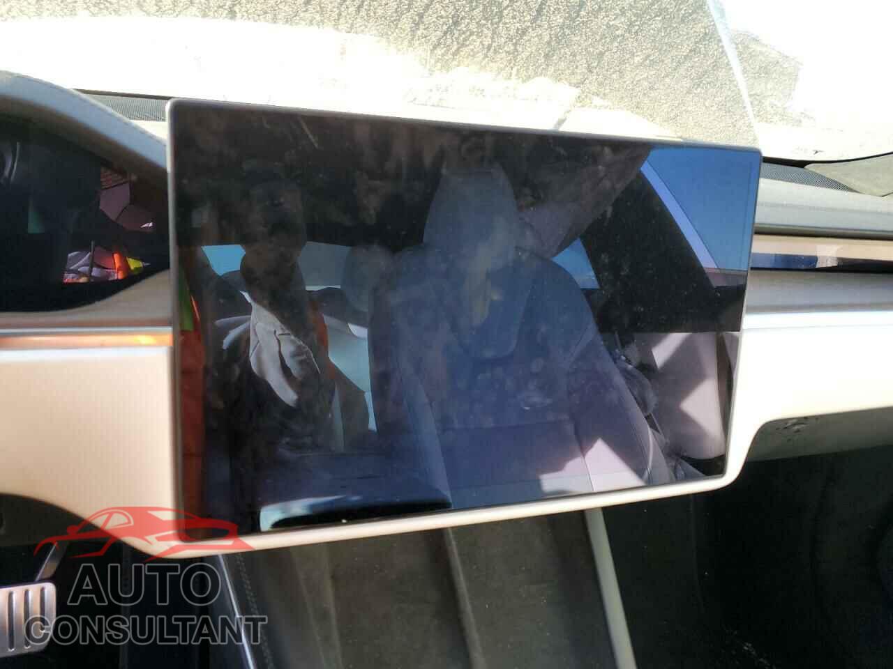 TESLA MODEL S 2023 - 5YJSA1E52PF499802