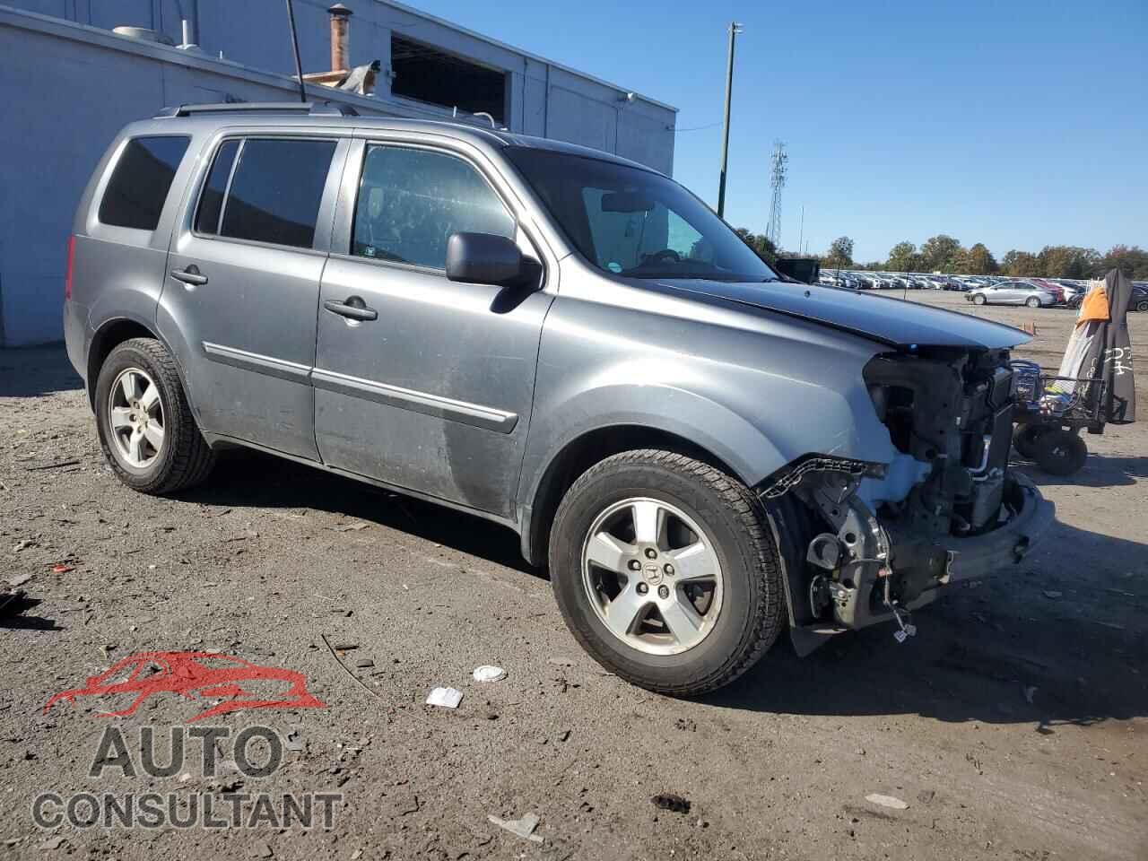 HONDA PILOT 2011 - 5FNYF4H59BB054877