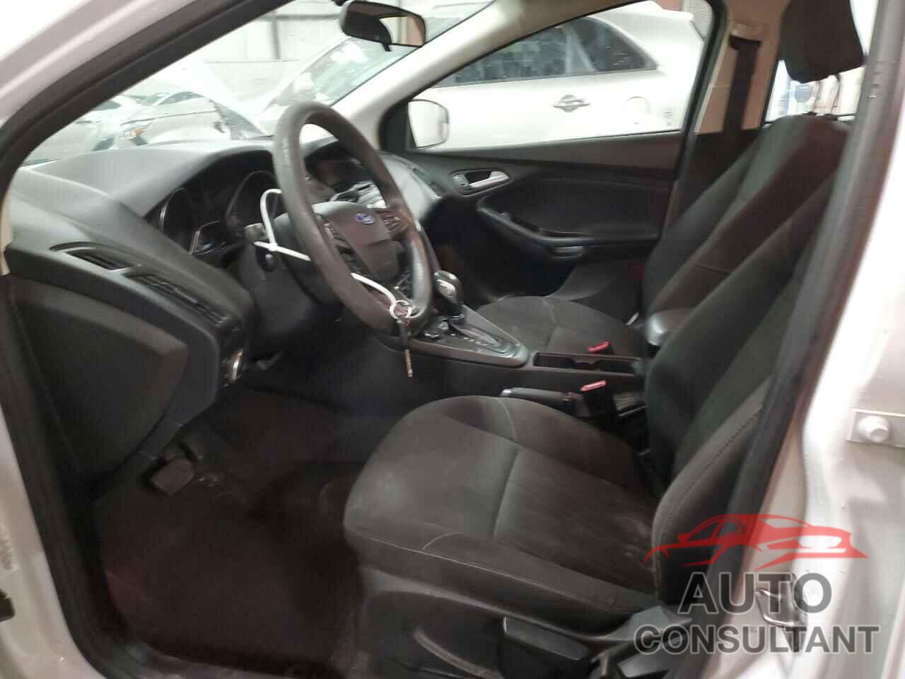FORD FOCUS 2017 - 1FADP3K23HL215367