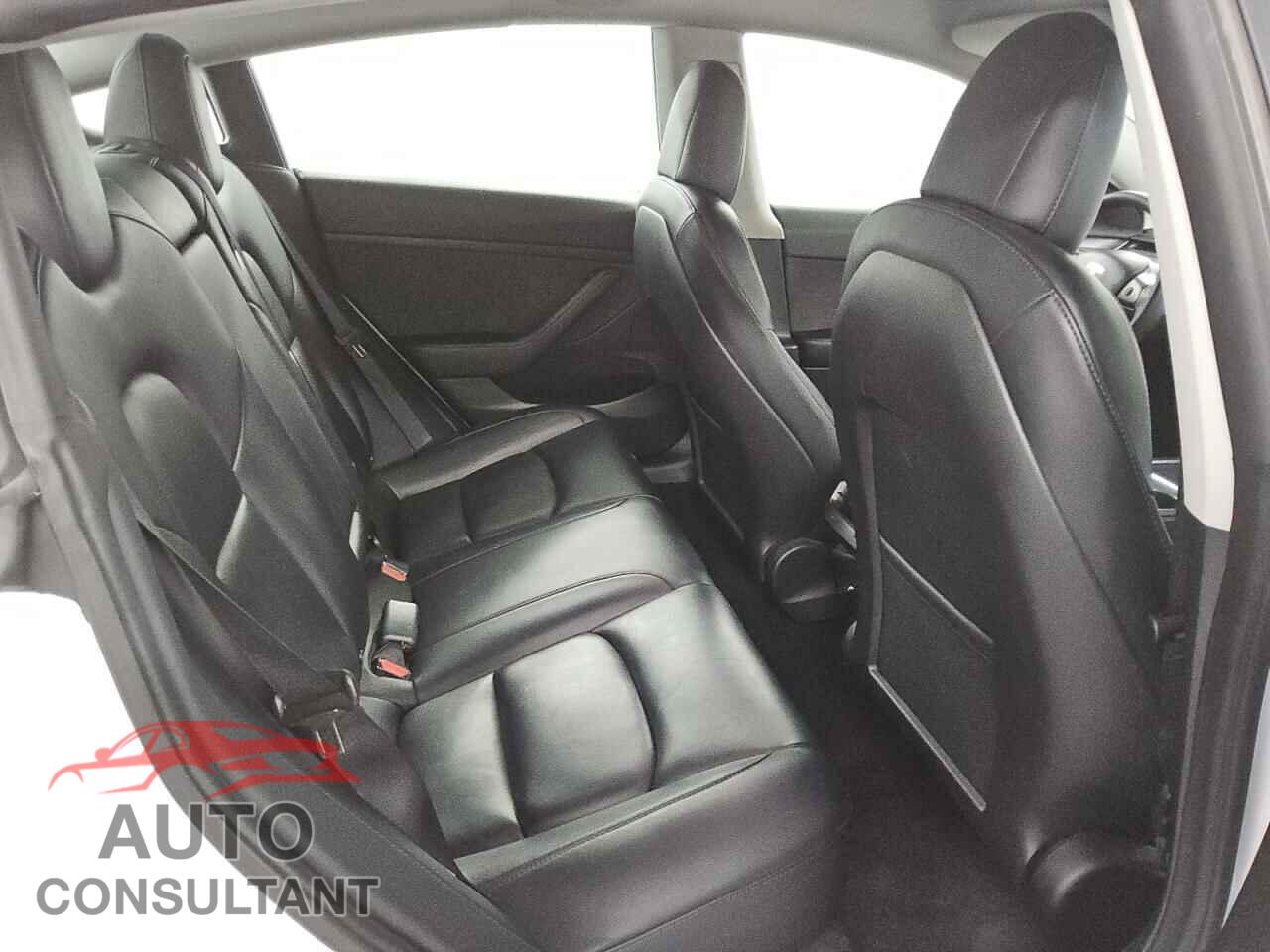 TESLA MODEL 3 2022 - 5YJ3E1EA2NF290109