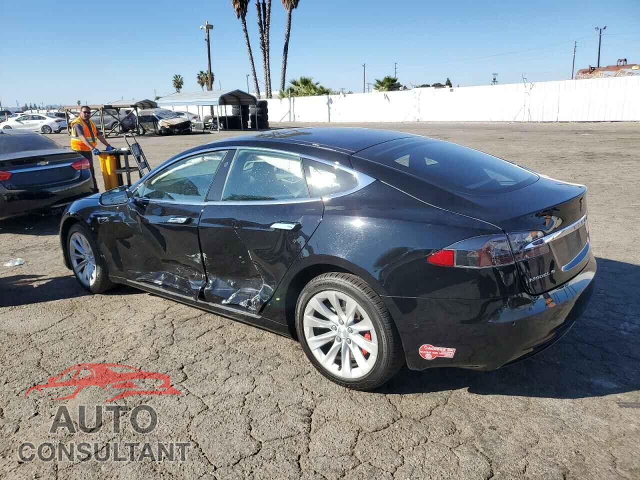 TESLA MODEL S 2018 - 5YJSA1E48JF278459