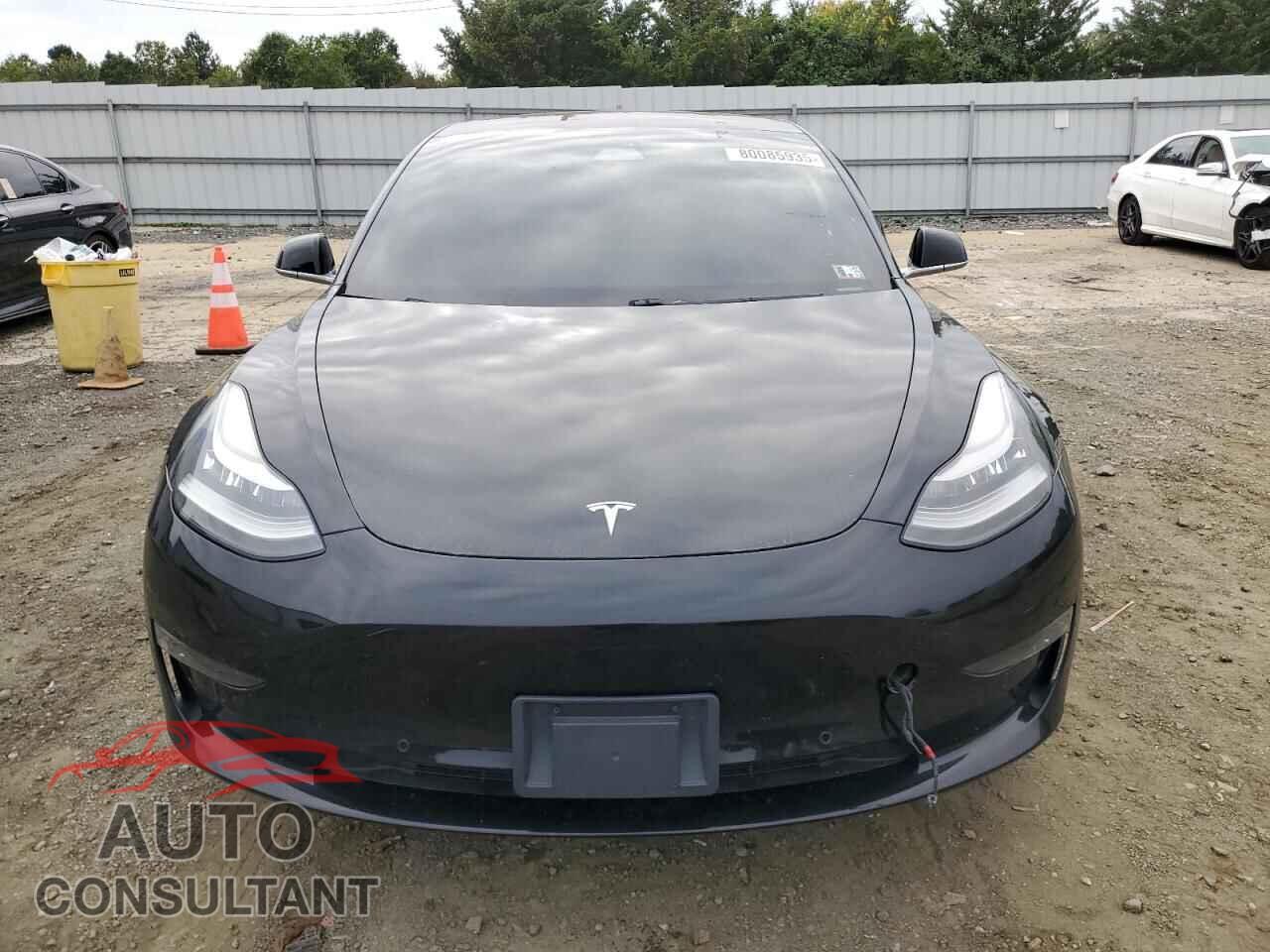 TESLA MODEL 3 2018 - 5YJ3E1EA9JF004945