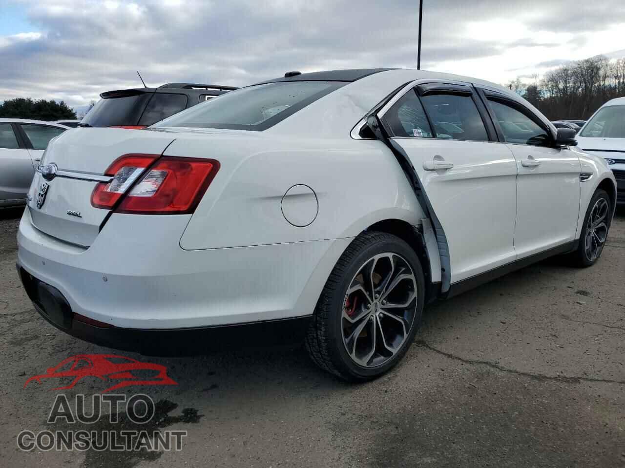 FORD TAURUS 2010 - 1FAHP2EW3AG133115