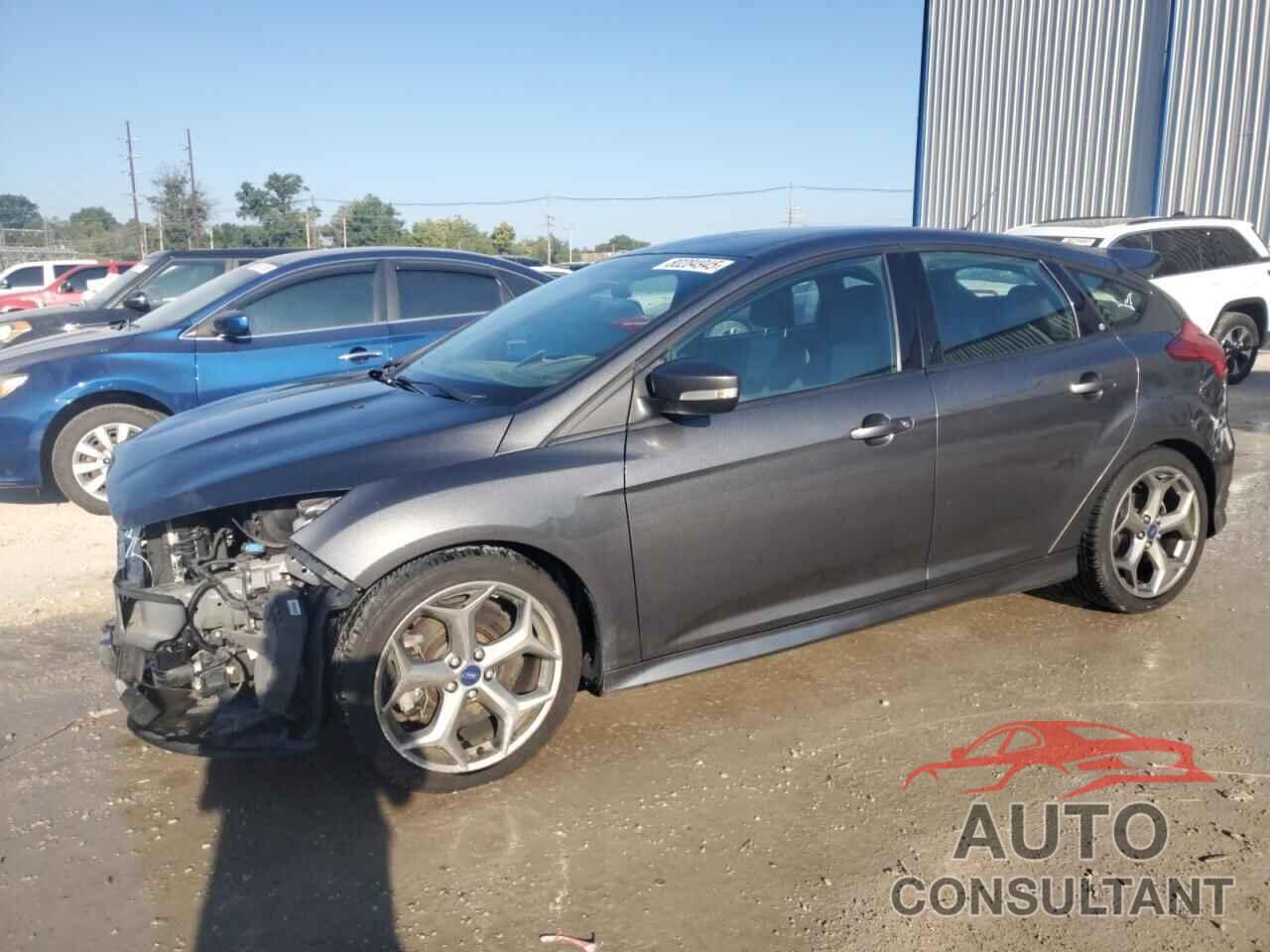 FORD FOCUS 2017 - 1FADP3L97HL348838